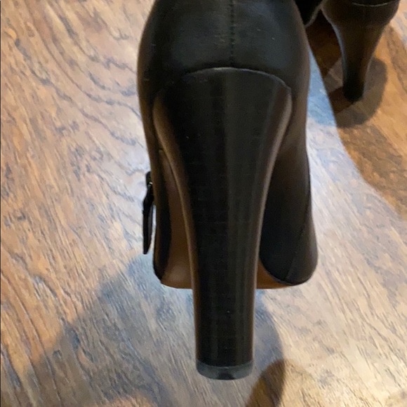 Coach 4in booties. Super cute for winter + fall - Picture 4 of 9